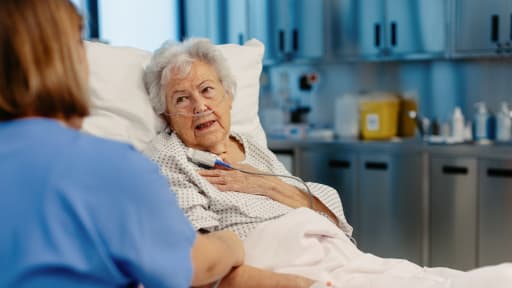 Warken: Koalitionspläne werten Pflegeberuf auf