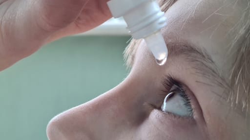 Neue Atropin-Augentropfen zur Myopie-Prophylaxe bei Kindern