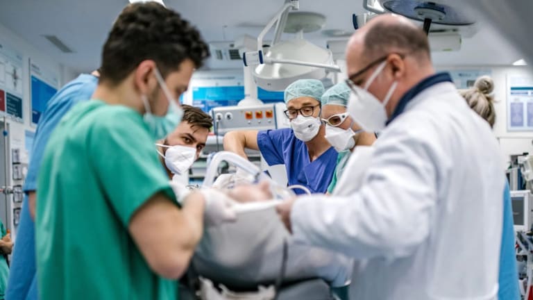 Verdacht auf Herzinfarkt: Kurze Abstände bei Troponin-Tests reichen nicht, um Diagnostik zu beschleunigen