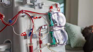 dialyse mensch im krankenhaus