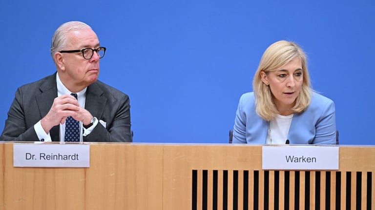 Dr. Reinhardt und Nina Warken