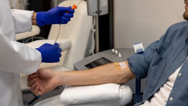 Ein Mann, der kurz nach Chemotherapiebeginn verstirbt