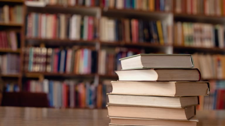 10 Bücher, die Ärztinnen und Ärzte einmal gelesen haben sollten