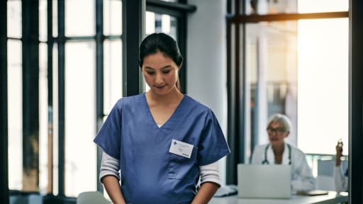 Schwangerschaft als Ärztin – ein Karrierehindernis?