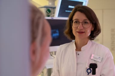 Handchirurgin Leila Harhaus-Wähner