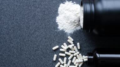 Lohnt sich Kreatin auch als Booster fürs Gehirn? Was Studien über Schutz vor Demenz und geistige Leistungsfähigkeit aufzeigen