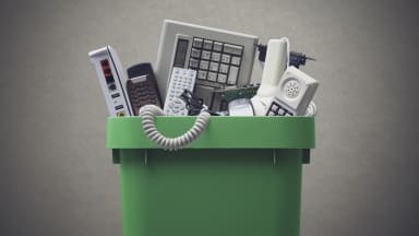 Elektroschrott und Altgeräte: So werden Arztpraxen ihre alten Geräte los
