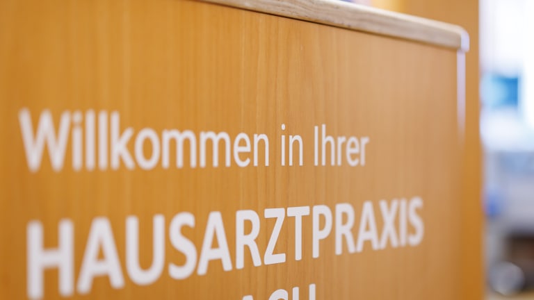 Wie Neu-Niedergelassene den Gang in die Selbständigkeit bewerten 