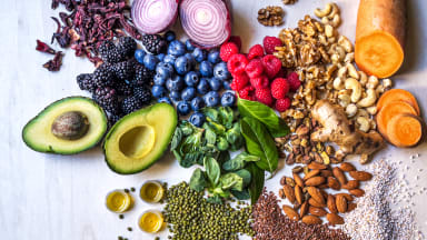 Clean Eating, Detox, Glow Food: Was bringen die aktuellen Ernährungstrends?