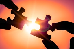 Puzzleteile sonne gettyimages-931047824_1.jpg