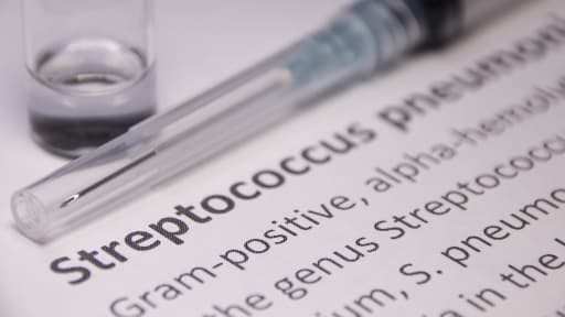 Aktualisierte Impfempfehlung gegen Pneumokokken bei Kindern und Jugendlichen mit Risikofaktoren