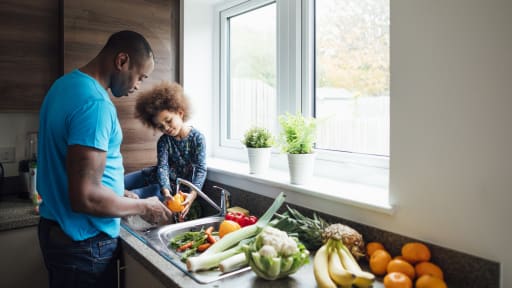 Vegetarisch und vegan ernährte Kinder – wo sind mögliche Risiken?