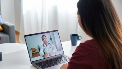 Ärztliche Tätigkeit bei einer Telemedizin-Plattform: Wie rechtssicher sind die Angebote?