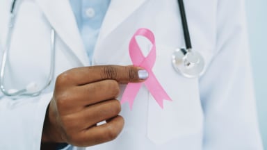 S3-Leitlinie zum Mammakarzinom aktualisiert: Personalisierte Therapien für Betroffene von Brustkrebs im Fokus