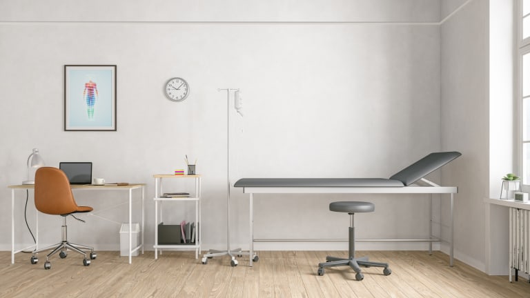 Leeres Behandlungszimmer