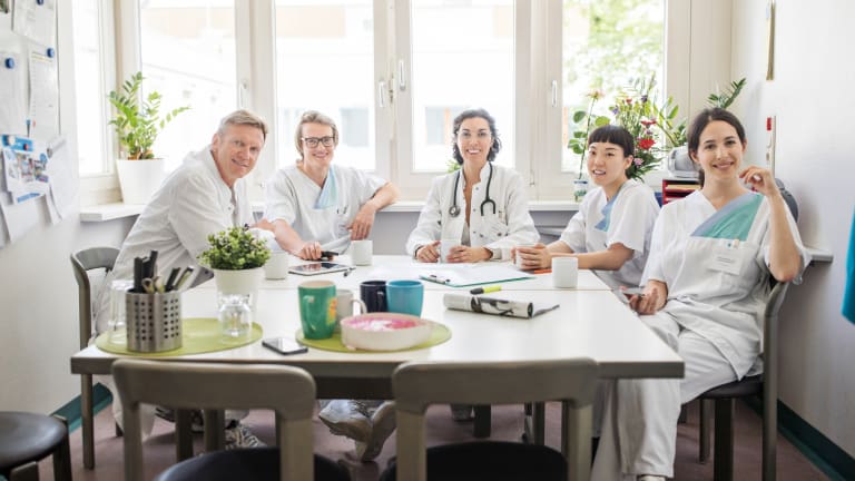 Praktische Tipps für mehr Wir-Gefühl im klinischen Alltag