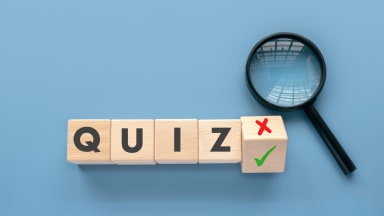 quiz_concept_with_wooden_blocks