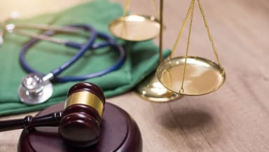 Aus welchen Gründen verliert ein Arzt die Approbation?