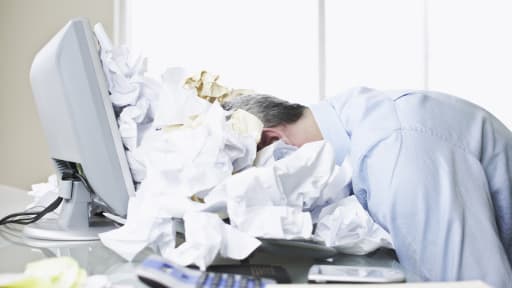 Papierkram statt Zeit für Patienten: Was Ärztinnen und Ärzte belastet